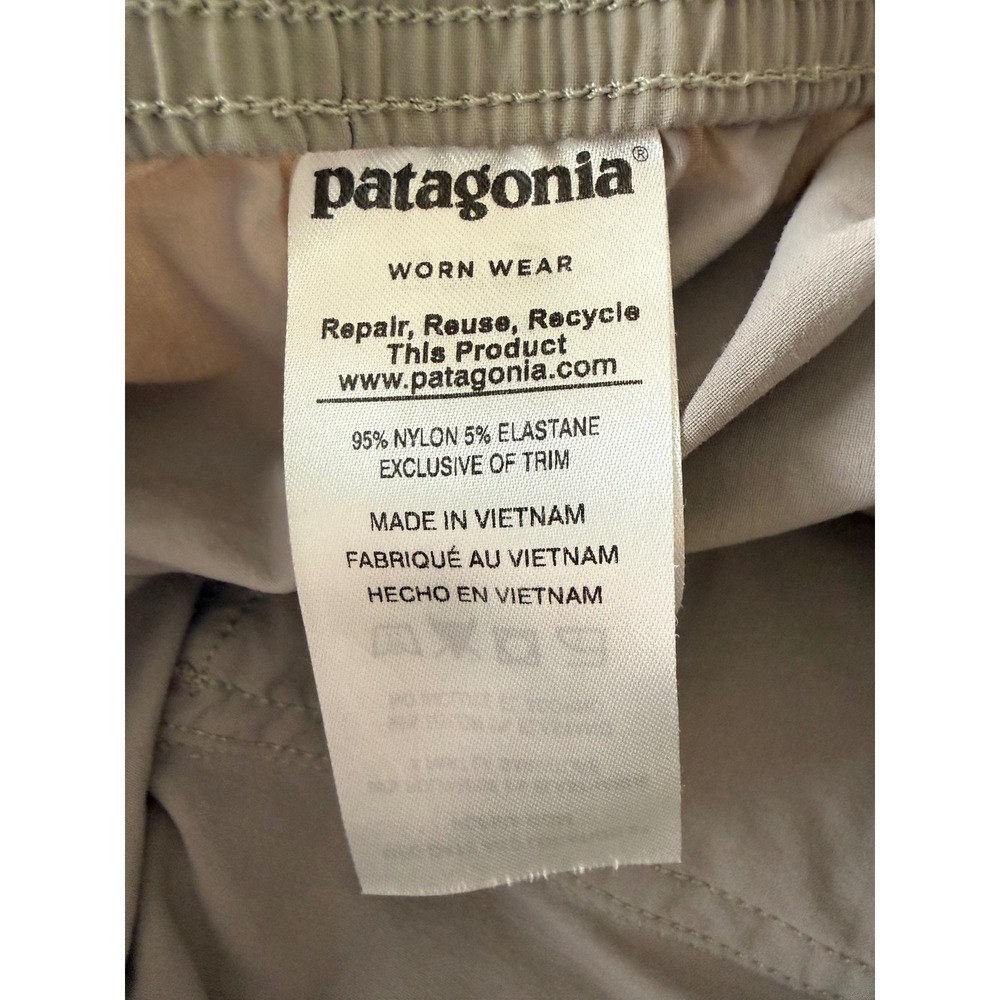 Patagonia Mens Stretch Wavefarer Walk Shorts Tan Blue Floral Size M Active Beach - Picture 7 of 9